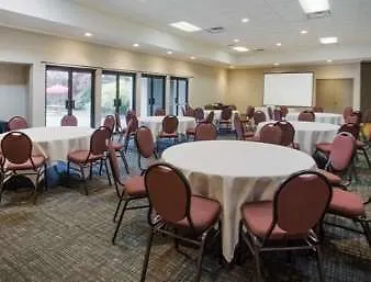 Ramada By Wyndham Duncan Cowichan Valley Motel